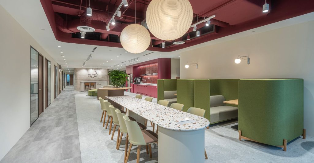 Premium office interiors at The Work Boulevard SGX Centre 2, offering flexible workspace solutions in Singapore.